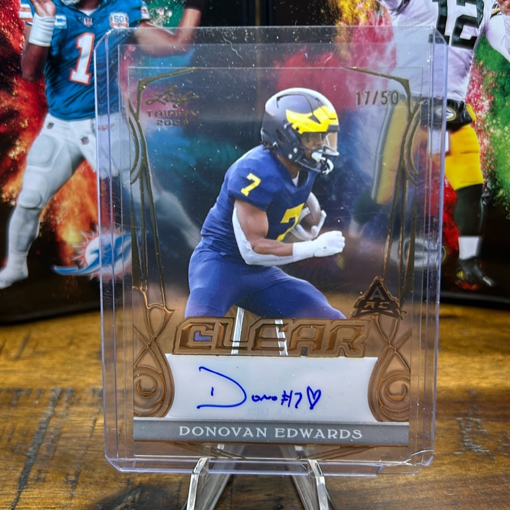 Donovan Edwards autographed and numbered card.